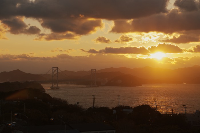 夕日と大鳴門橋