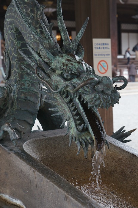 東本願寺の龍